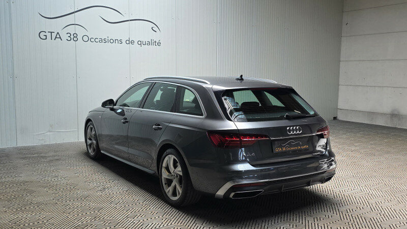 AUDI A4 AVANT
