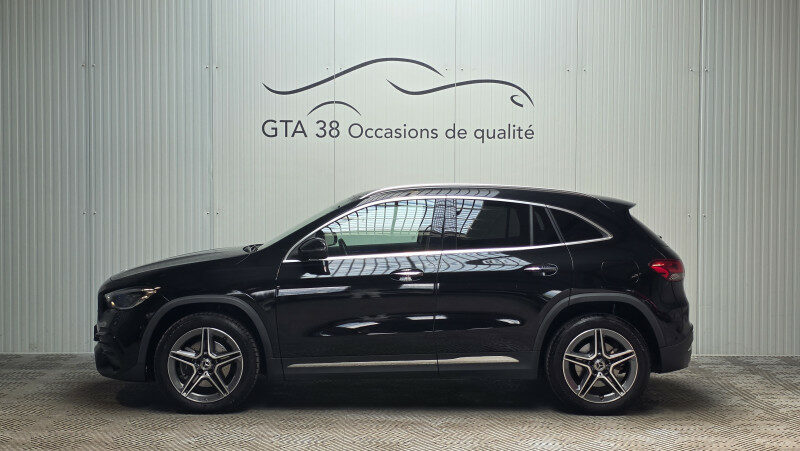 MERCEDES GLA