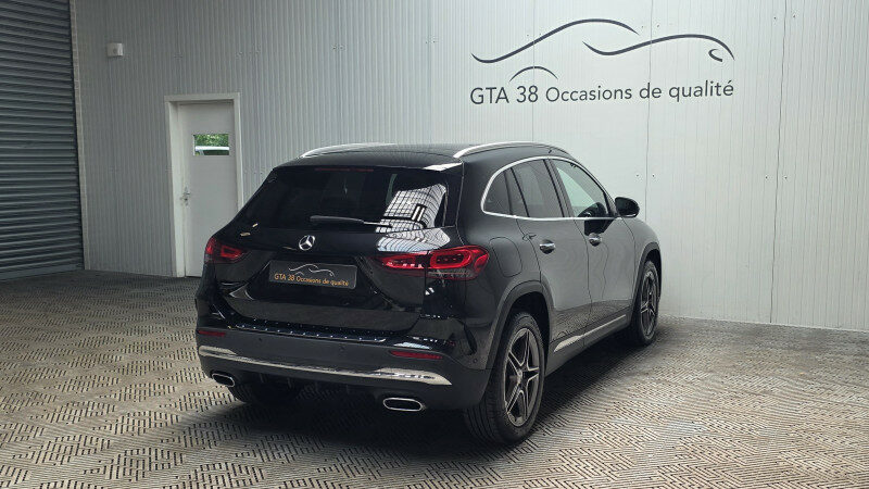 MERCEDES GLA