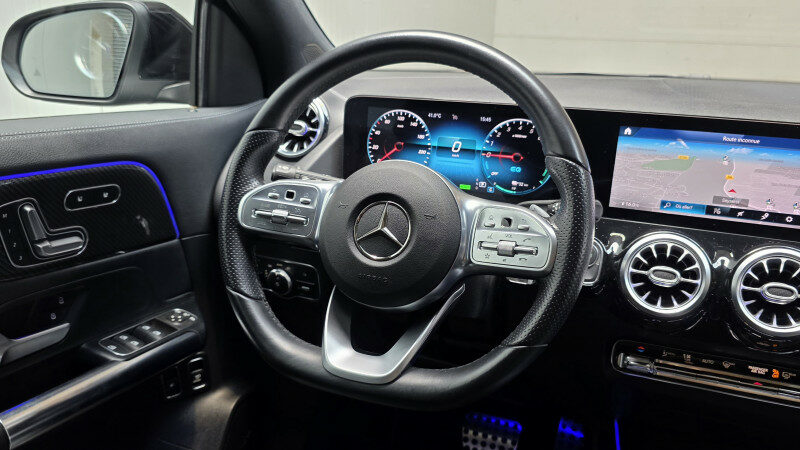 MERCEDES GLA
