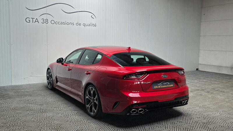 KIA STINGER
