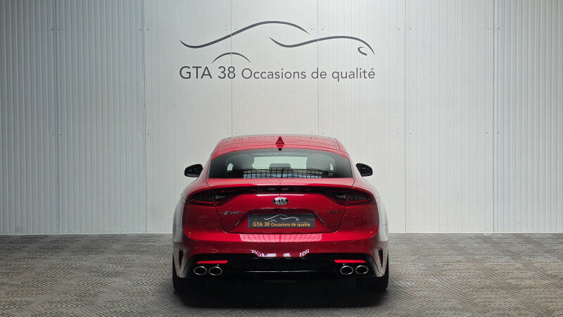 KIA STINGER