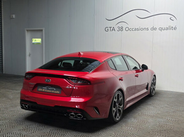 KIA STINGER