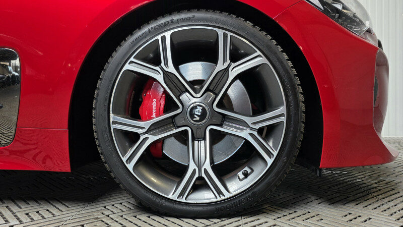 KIA STINGER