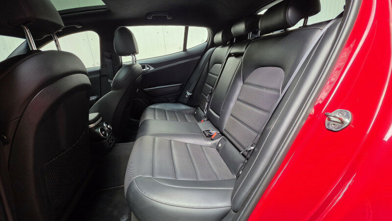 KIA STINGER
