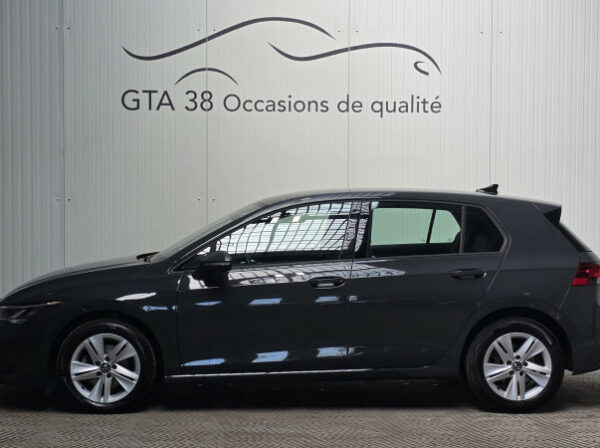 VOLKSWAGEN GOLF VIII