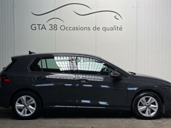 VOLKSWAGEN GOLF VIII