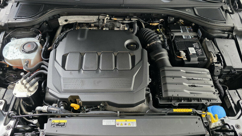 VOLKSWAGEN GOLF VIII