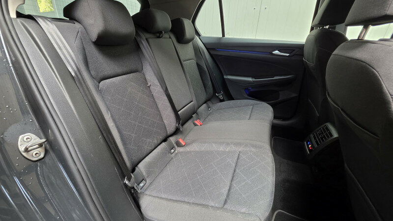 VOLKSWAGEN GOLF VIII