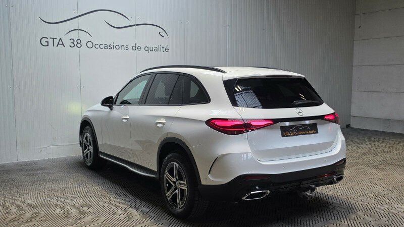 MERCEDES GLC