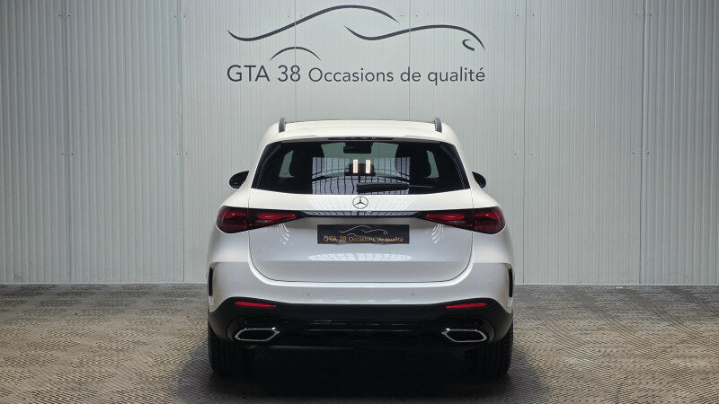 MERCEDES GLC