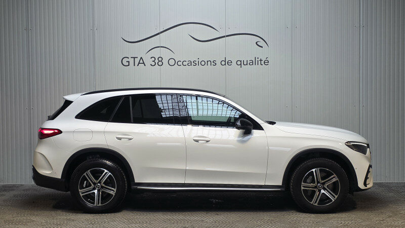 MERCEDES GLC