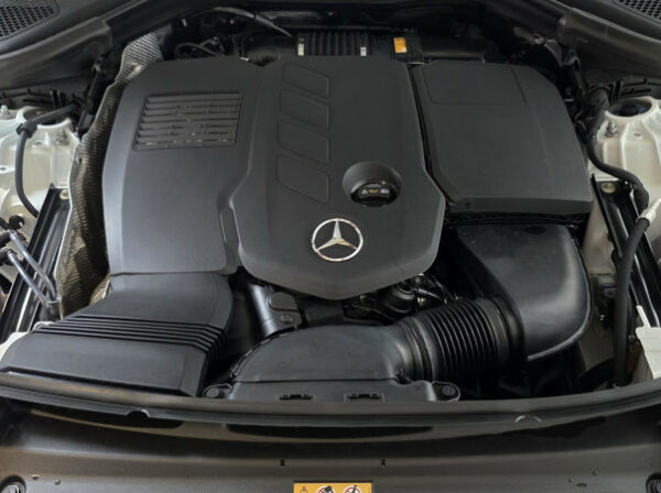MERCEDES GLC