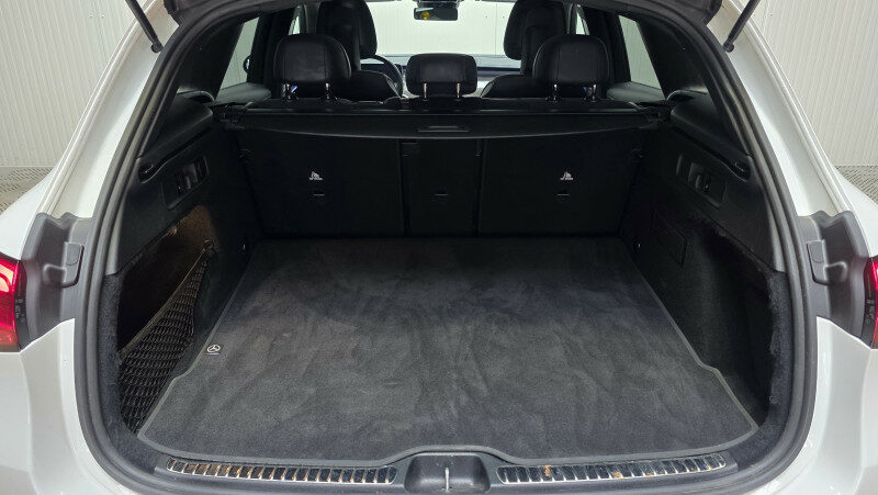 MERCEDES GLC