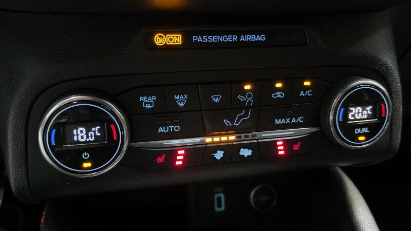 FORD FOCUS
