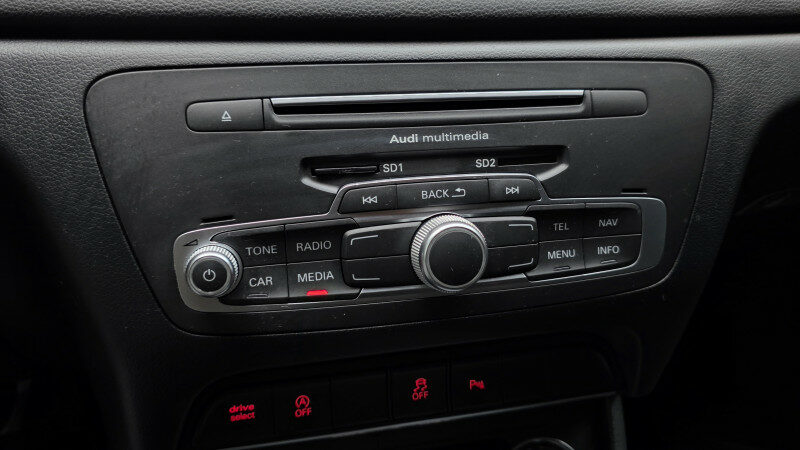 AUDI Q3