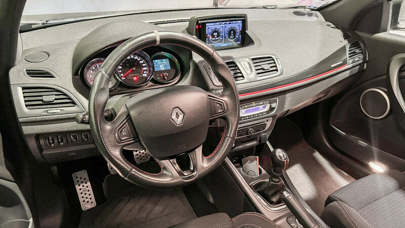 RENAULT MEGANE III COUPE