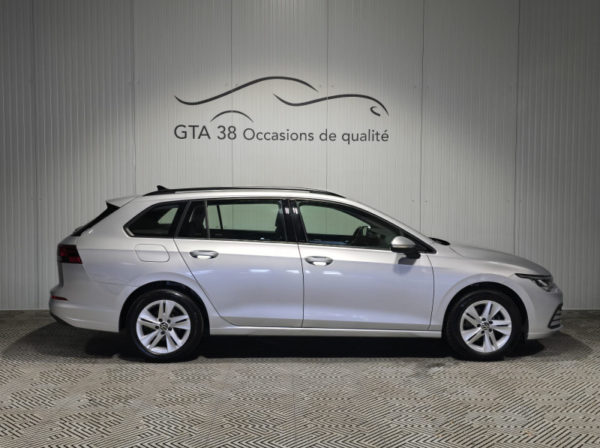 VOLKSWAGEN GOLF VIII SW