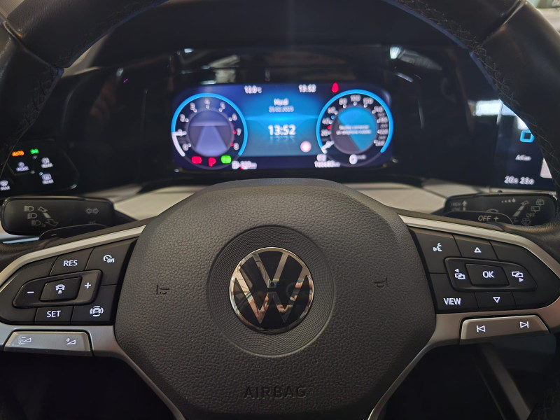 VOLKSWAGEN GOLF VIII SW