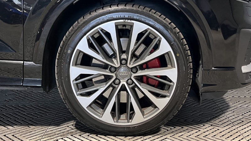 AUDI SQ2