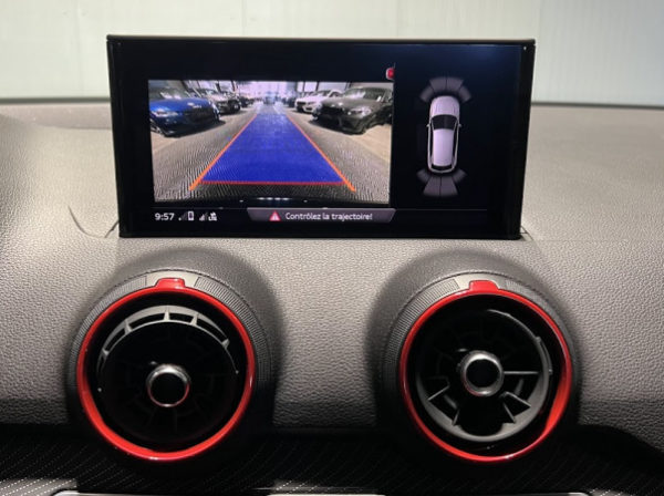 AUDI SQ2