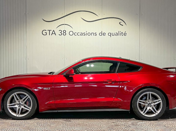 FORD MUSTANG FASTBACK