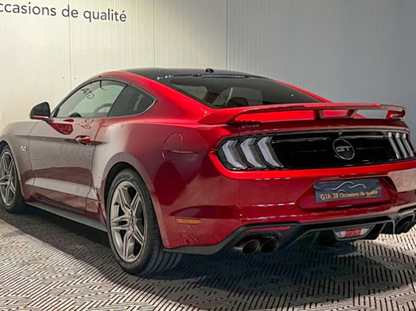 FORD MUSTANG FASTBACK