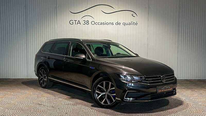 VOLKSWAGEN PASSAT SW