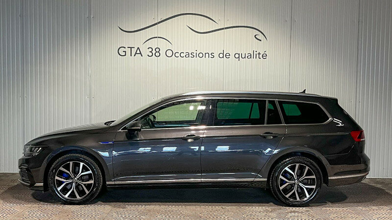 VOLKSWAGEN PASSAT SW