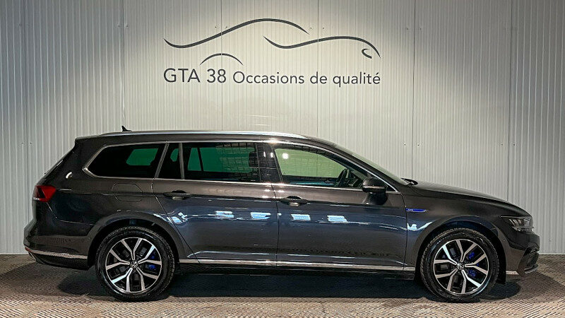 VOLKSWAGEN PASSAT SW