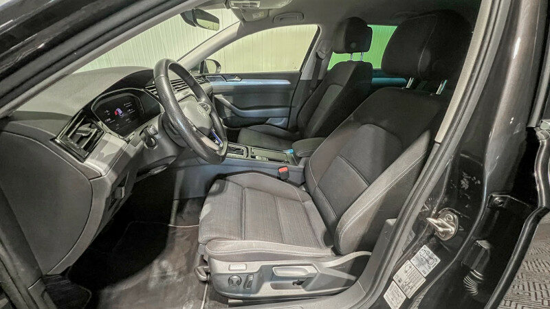 VOLKSWAGEN PASSAT SW