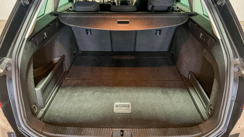 VOLKSWAGEN PASSAT SW