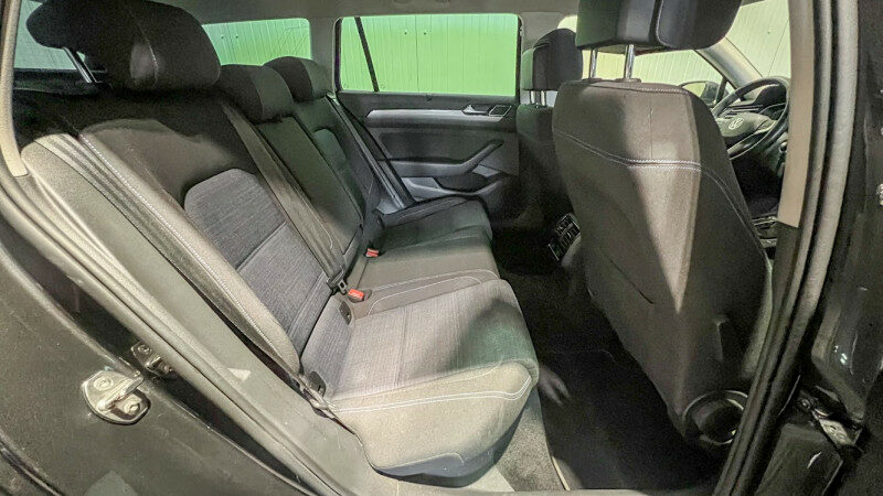 VOLKSWAGEN PASSAT SW