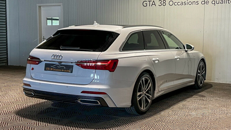 AUDI A6 AVANT