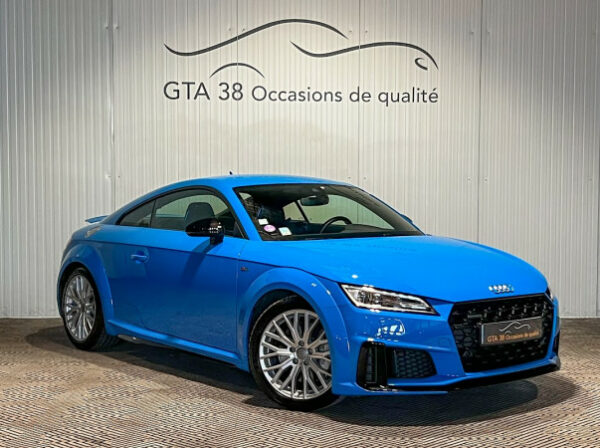 AUDI TT