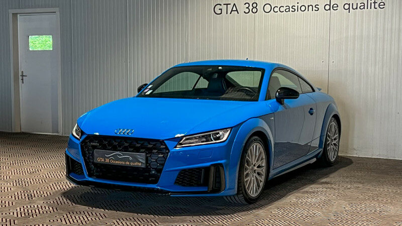 AUDI TT