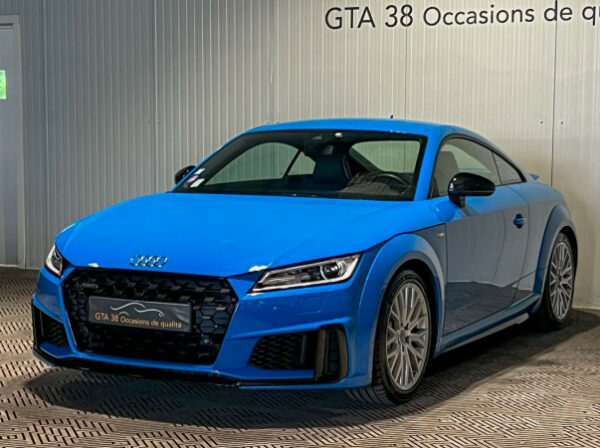 AUDI TT