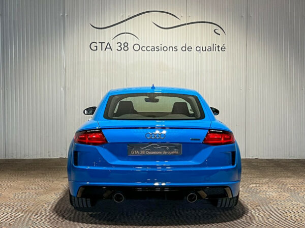 AUDI TT