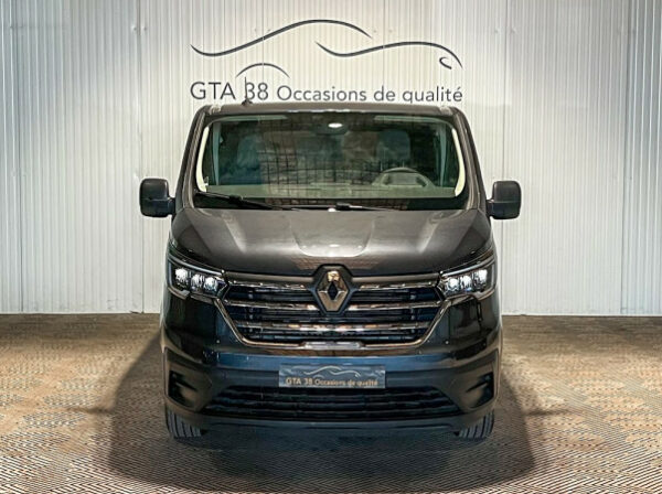 RENAULT TRAFIC III COMBI