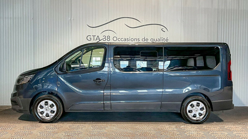 RENAULT TRAFIC III COMBI