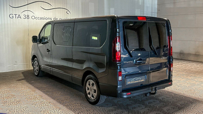 RENAULT TRAFIC III COMBI