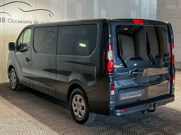 RENAULT TRAFIC III COMBI