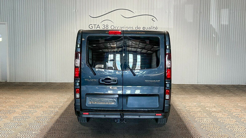 RENAULT TRAFIC III COMBI
