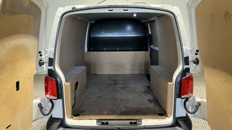 VOLKSWAGEN TRANSPORTER FG
