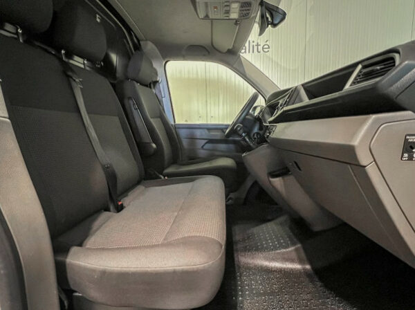 VOLKSWAGEN TRANSPORTER FG