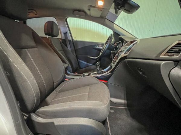 OPEL ASTRA
