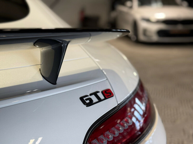 MERCEDES AMG GT