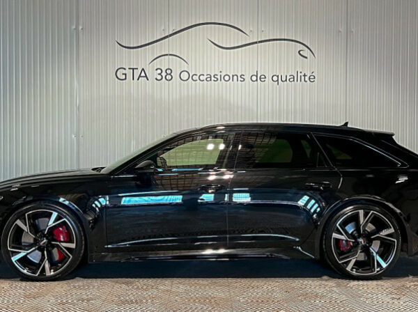 AUDI RS6 AVANT