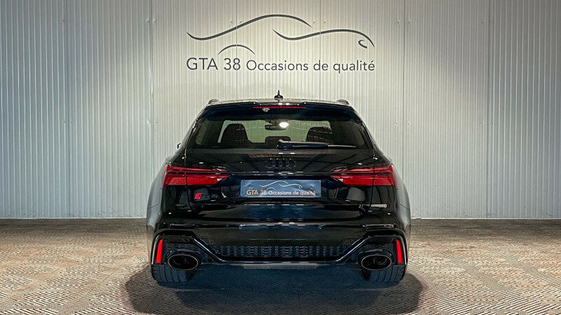 AUDI RS6 AVANT