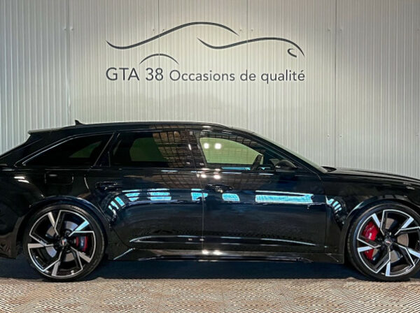 AUDI RS6 AVANT